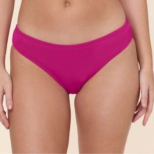 NWT; It wasn't the right fit for my body. I love the material and color!